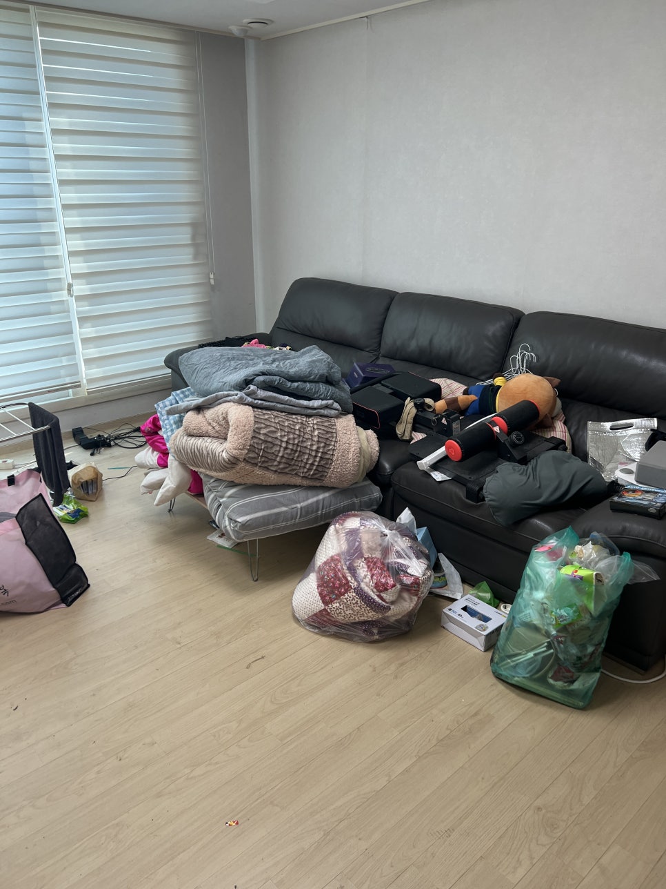 쓰레기집청소 이미지