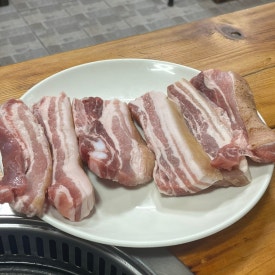 앞오름돼지촌 사진 4