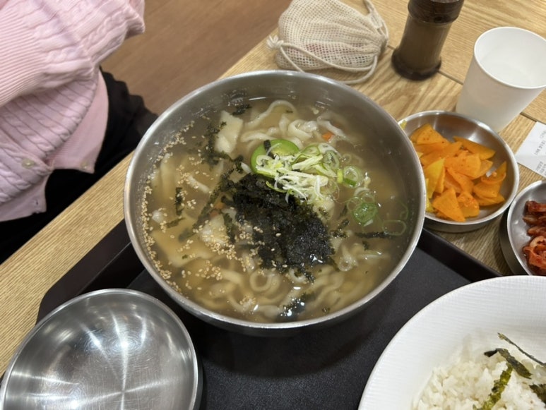 운중동멸치국수 이미지