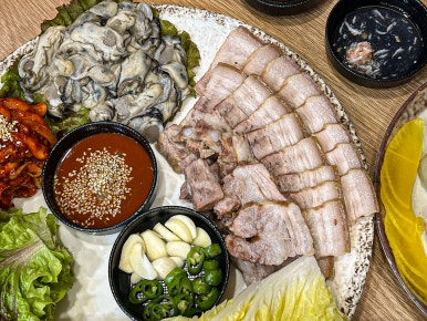 홍두깨칼국수보쌈 이미지