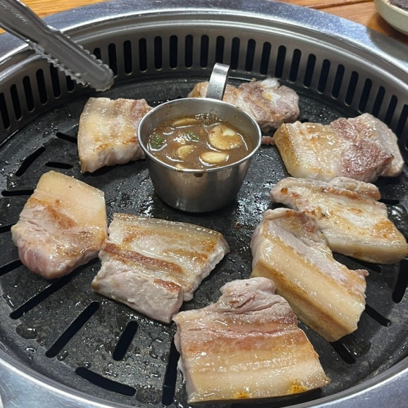 앞오름돼지촌 사진 6