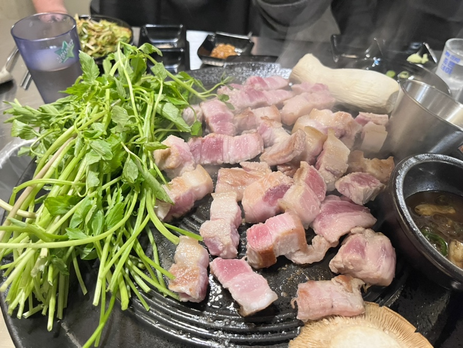 꽃돈삼겹살 이미지