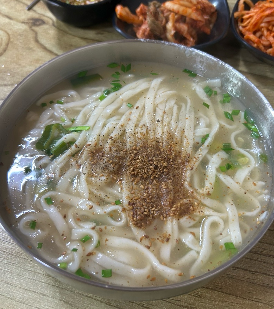 다부네칼국수 이미지