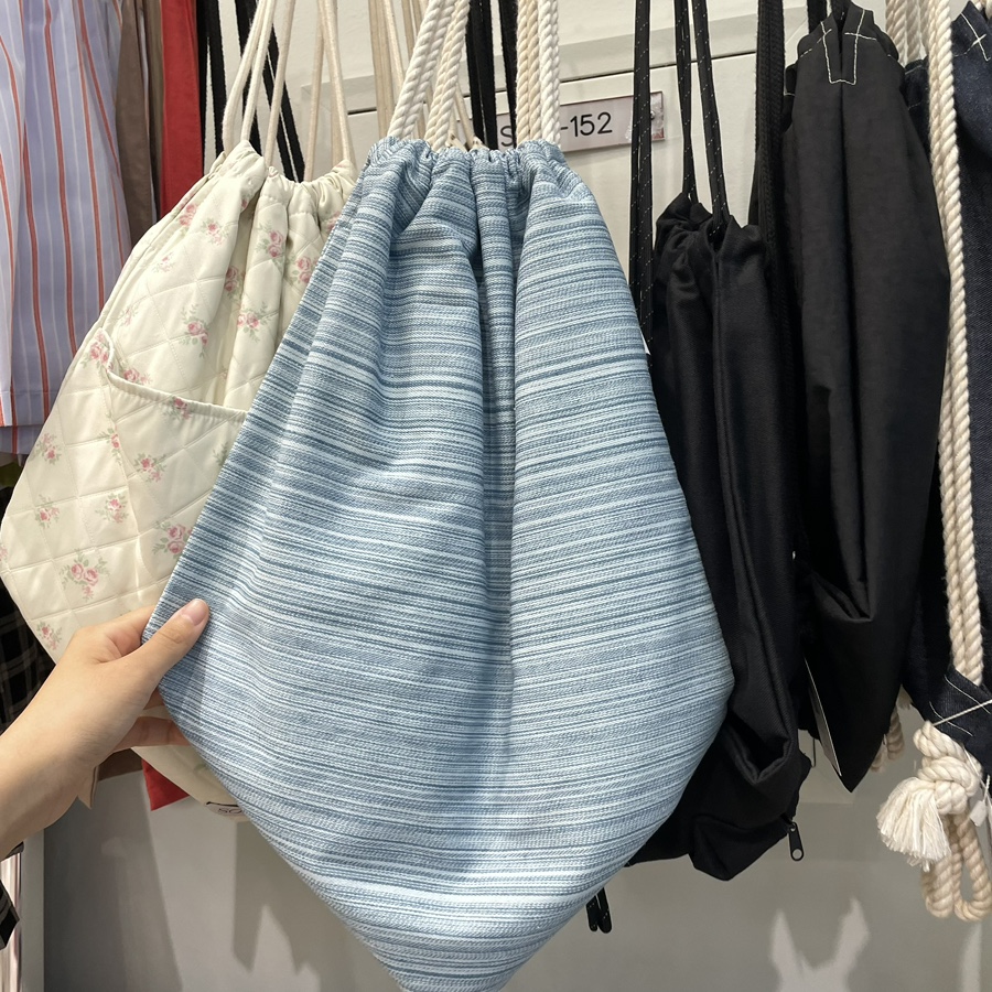 무드 인 캐비넷 이미지