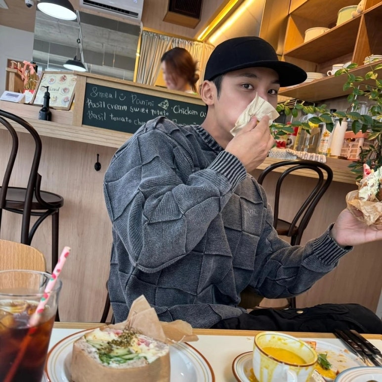 앤드밀청담점 이미지