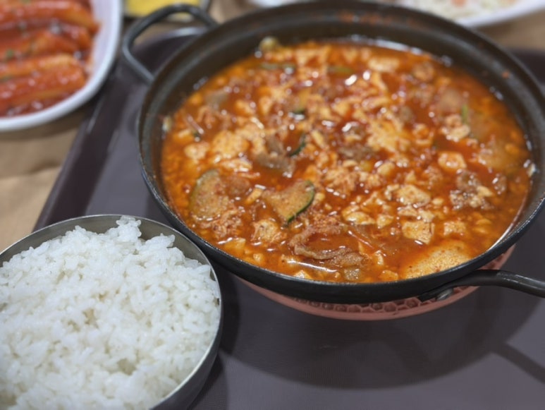 구시아푸드마켓 건국대상허도서관점 사진 4