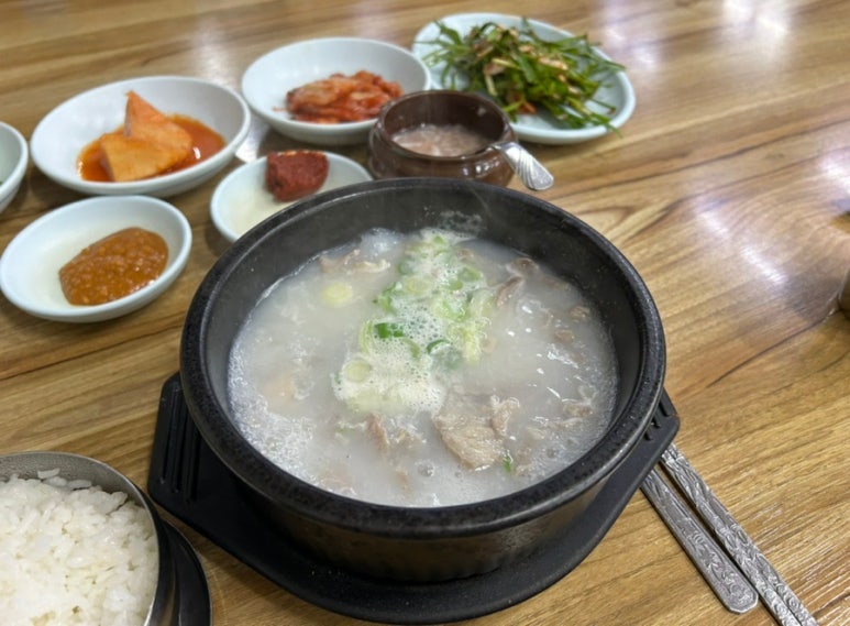 배가네 아바이 순대국밥 이미지