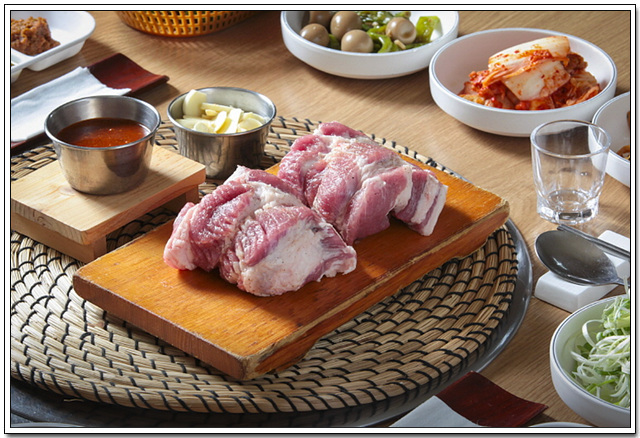 산지검은돈식육식당 이미지