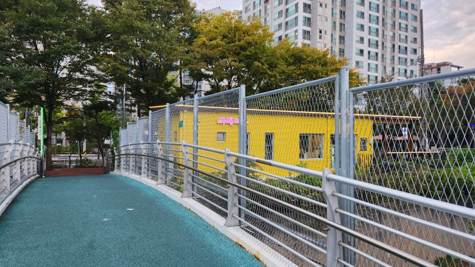 더로스팅포레 이미지