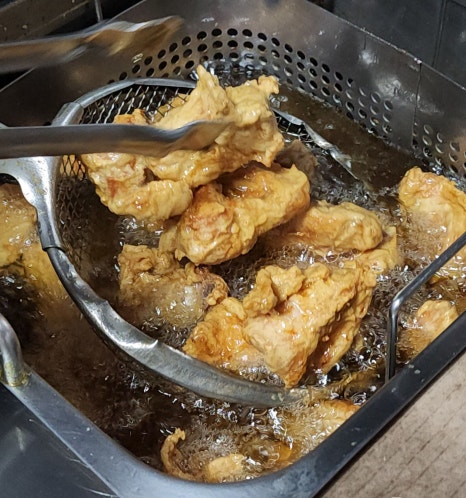 조아서치킨 이미지