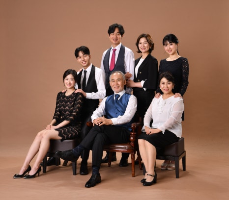 로얄스튜디오 이미지