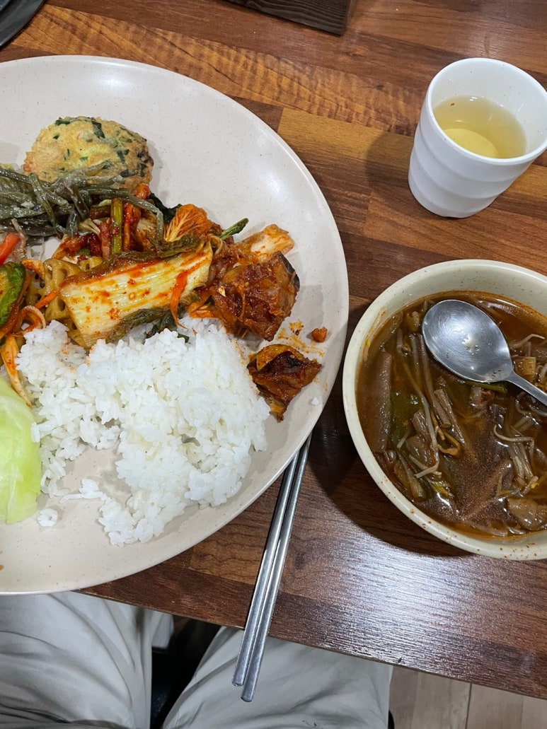 이편한세상한식뷔페 이미지