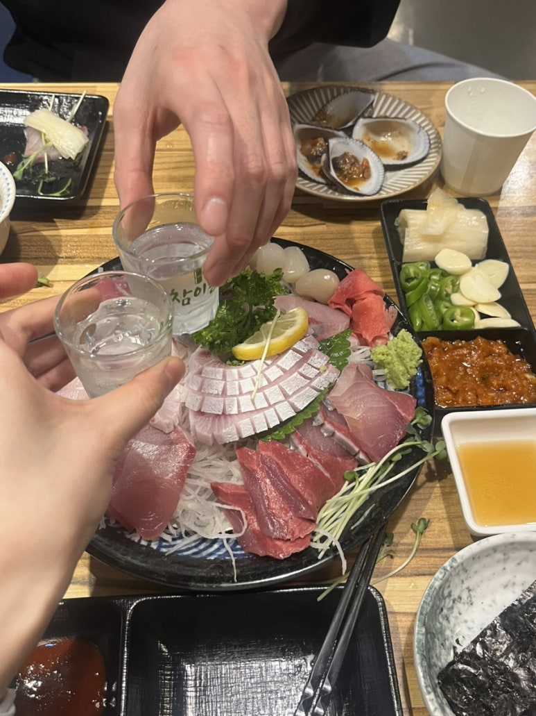 전천후횟집 이미지