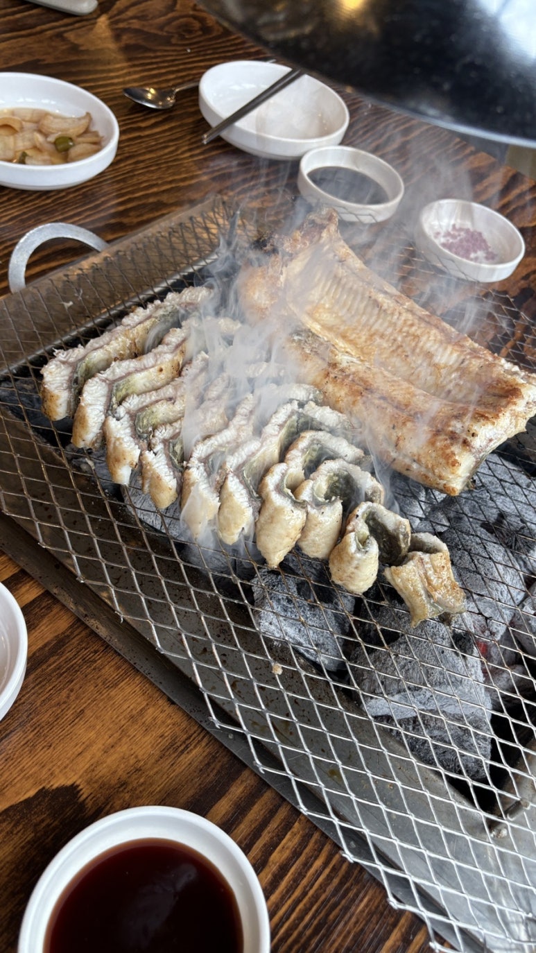 만석꾼민물장어 이미지