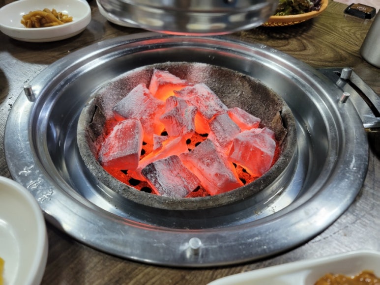 황제참숯뒷고기 이미지