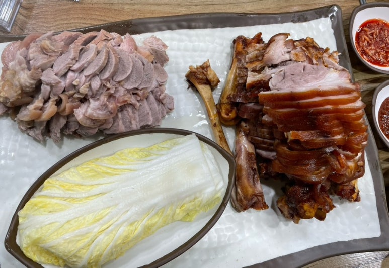 장터왕족발보쌈 이미지