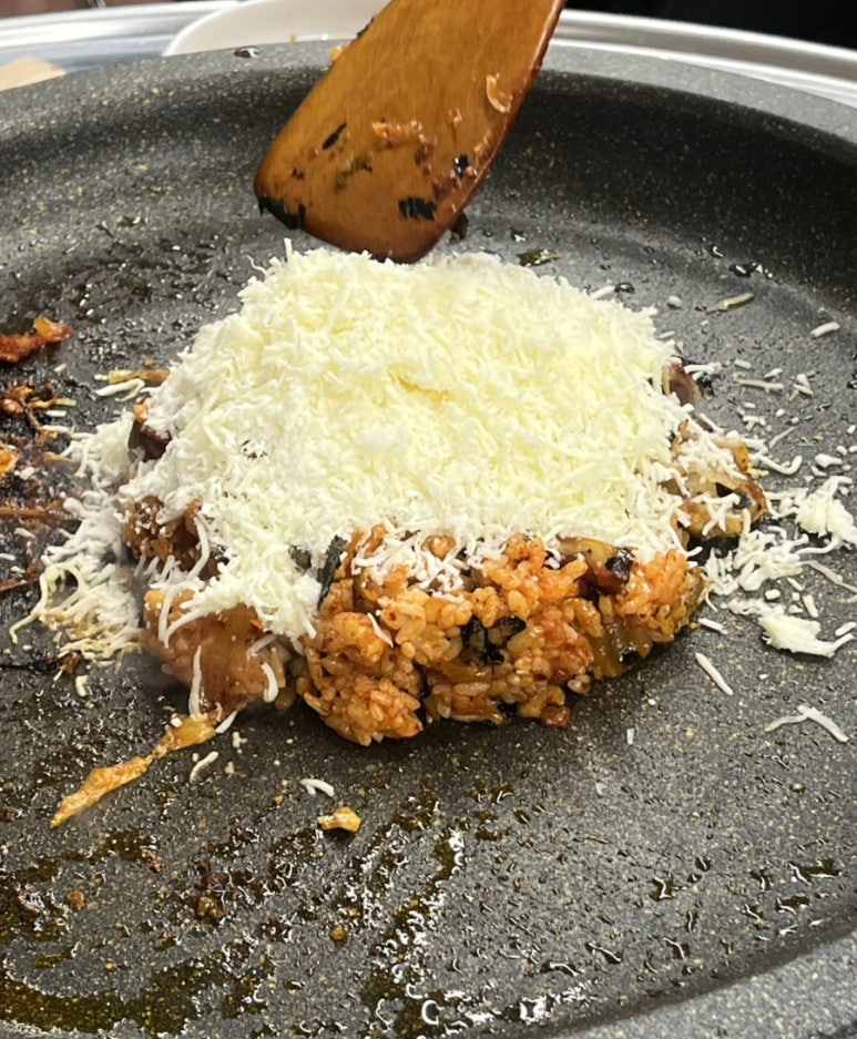 창영이부추냉삼&국수집 신림점 사진 5