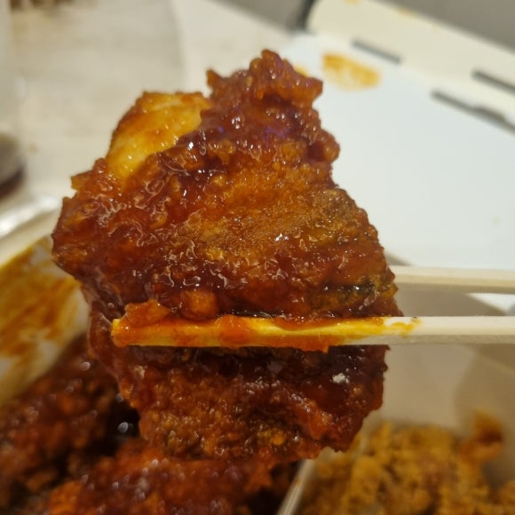 BHC치킨 종로5가광장점 사진 6