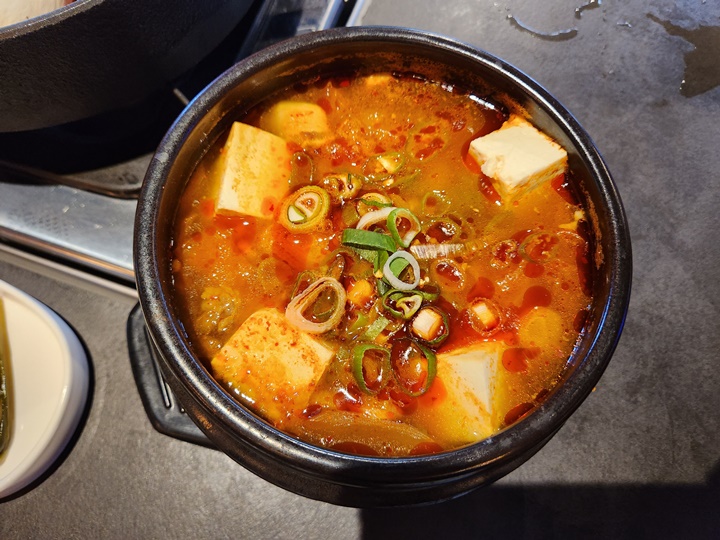육달집 이미지