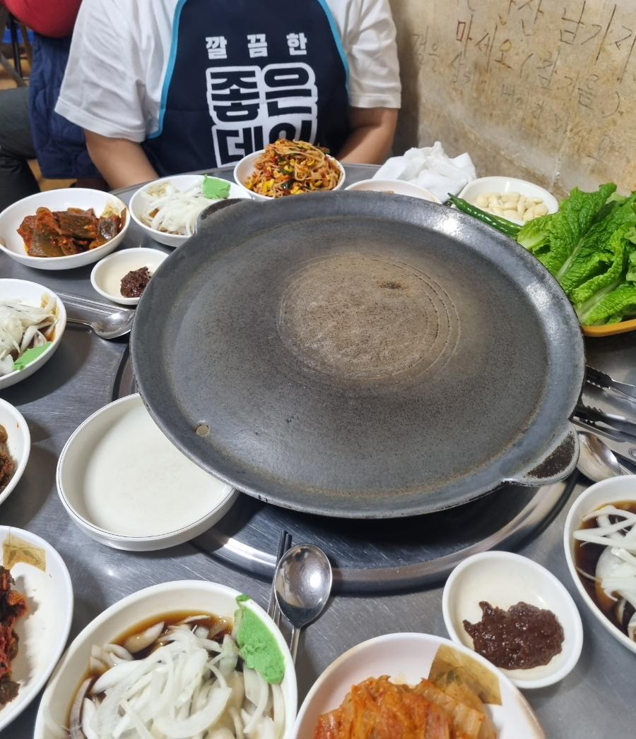 오리뚱 대패 삼겹살 이미지