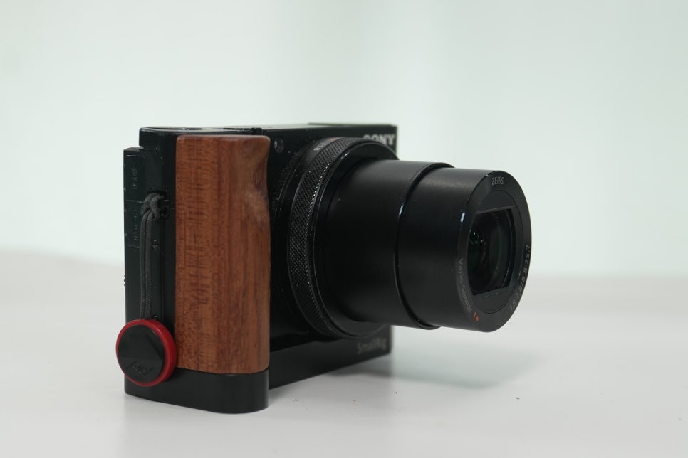 소니 미러리스 카메라 추천 "RX-100mk5 롱텀 리뷰 및 최신 모델 RX-100 Mk7비교 이미지 9