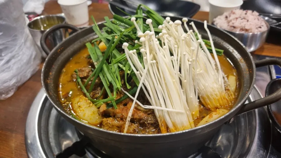 고려족발&무청감자탕 이미지