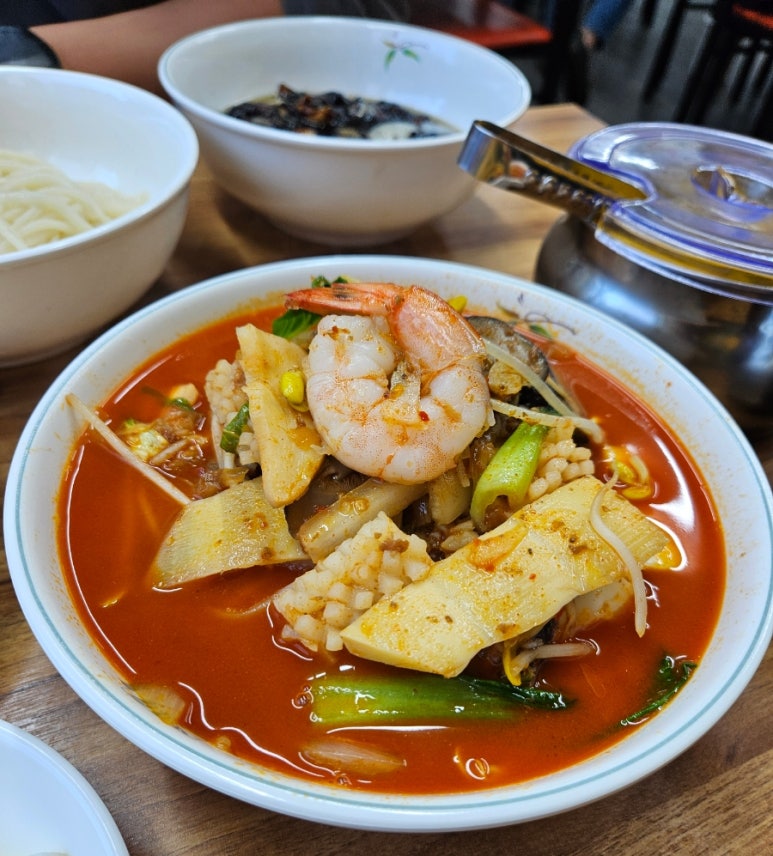 김홍일특허짬뽕마을 이미지