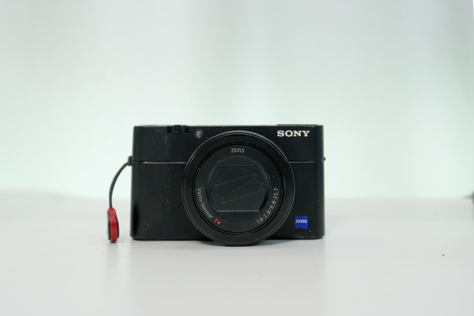 소니 미러리스 카메라 추천 "RX-100mk5 롱텀 리뷰 및 최신 모델 RX-100 Mk7비교 이미지 2