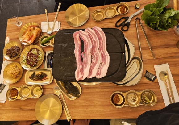 돌판삼겹&김치찌개 이미지