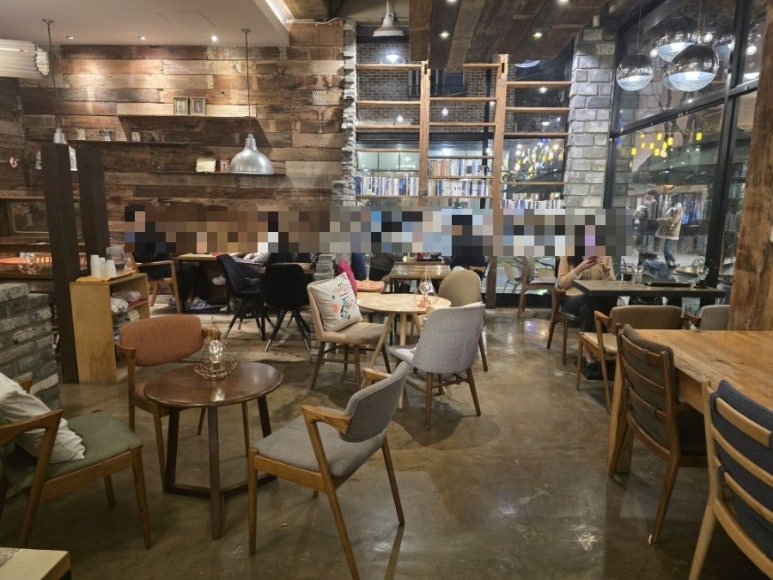 북카페에코의서재 이미지