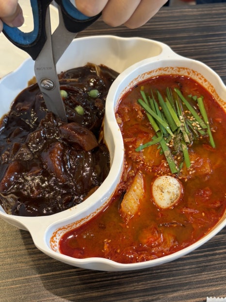 우와한뼈찜뼈곰탕 이미지
