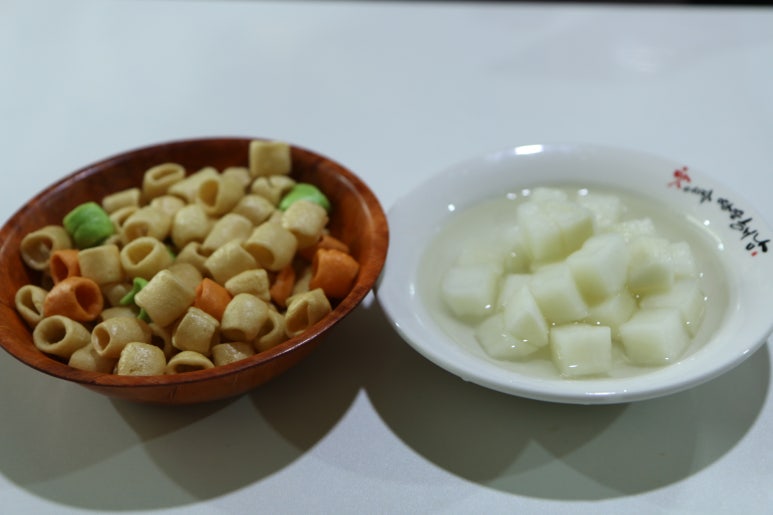 조아서치킨 이미지