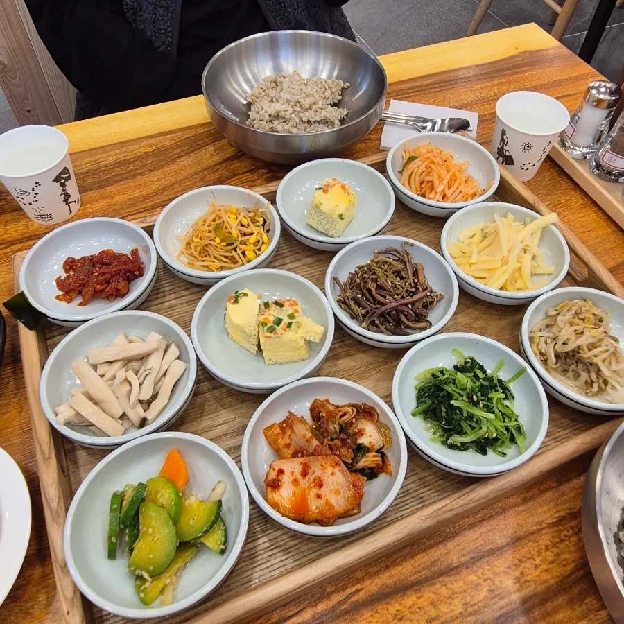 홍이 보리밥 이미지