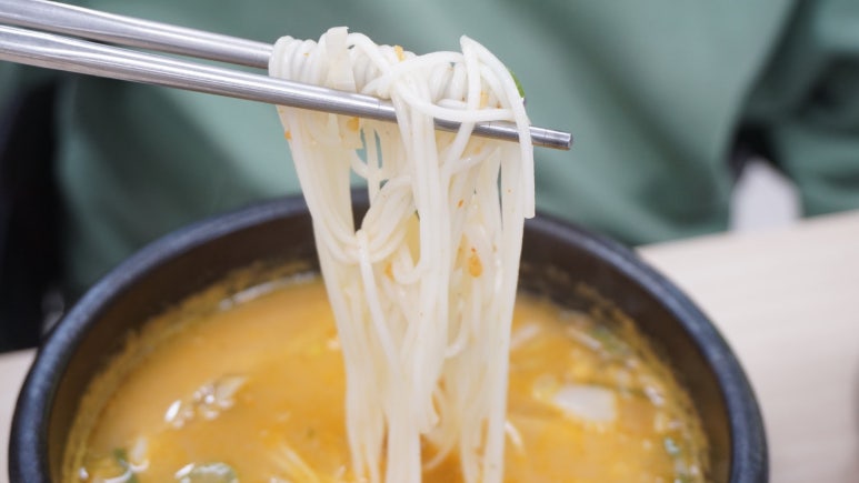 석전밀면 이미지