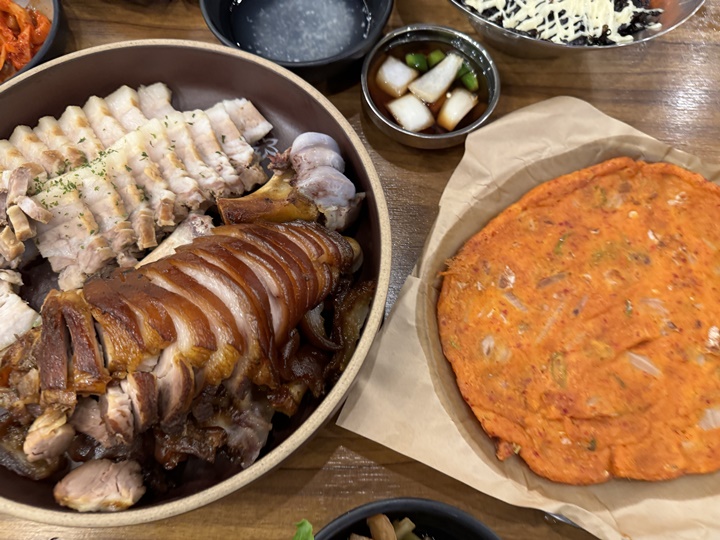 오향족발 이미지