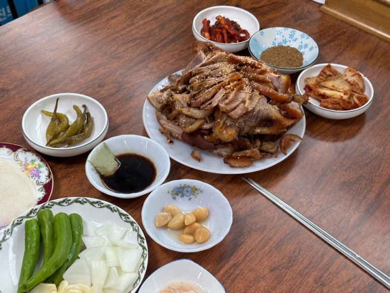 장충왕족발 이미지
