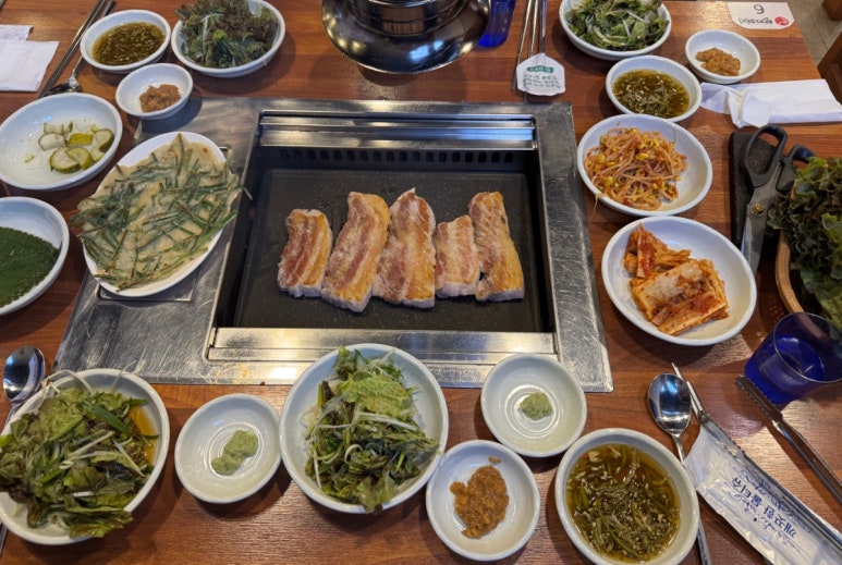 부자돼지진주 이미지