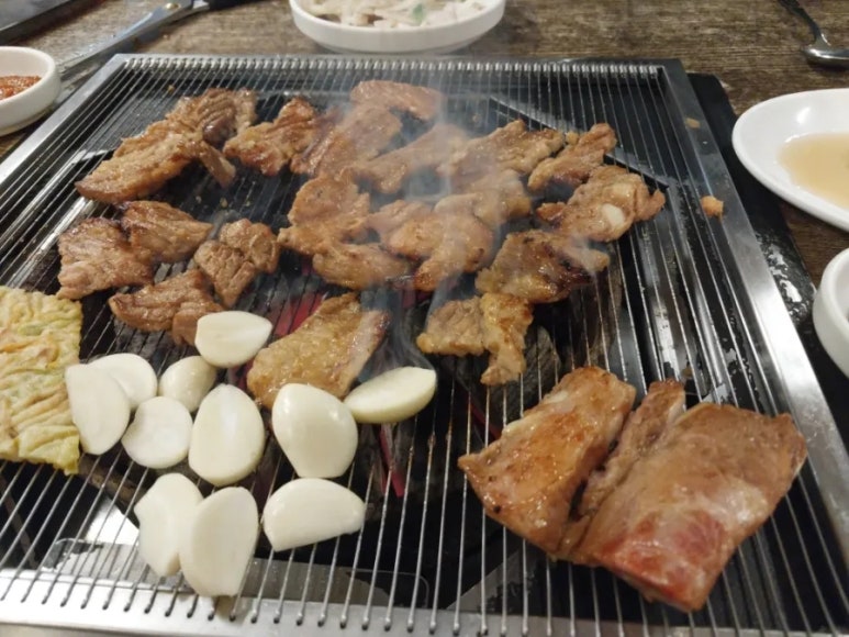 백두산숯불왕갈비 이미지