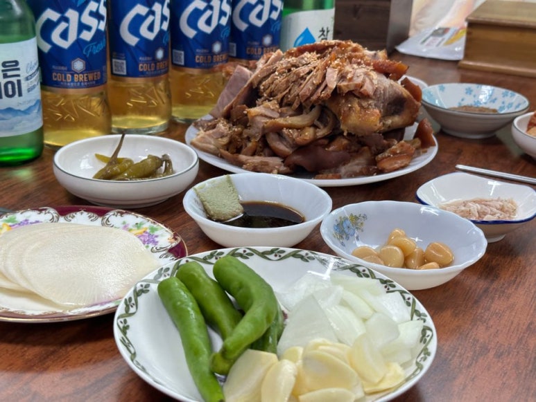 장충왕족발 이미지