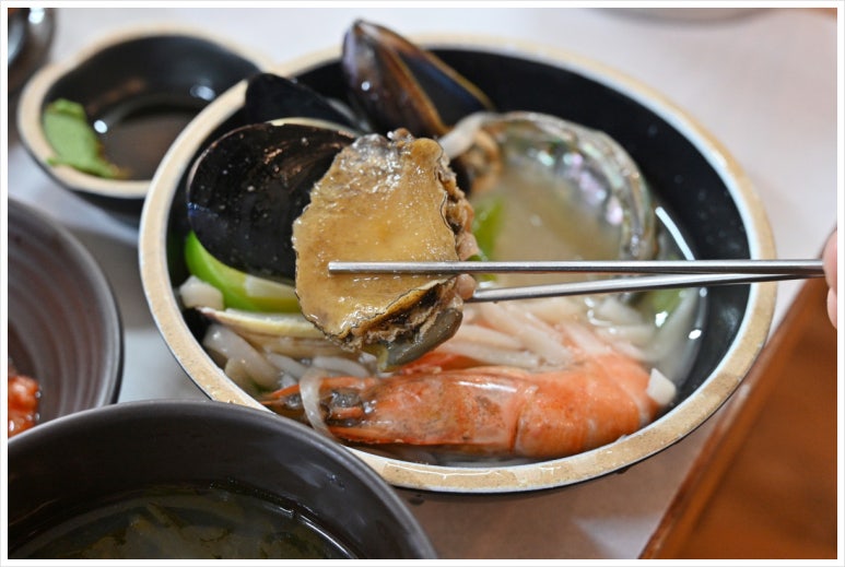 더칼국수 이미지