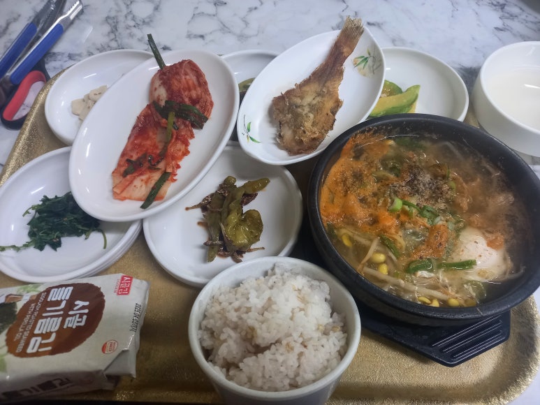황후칼국수 이미지