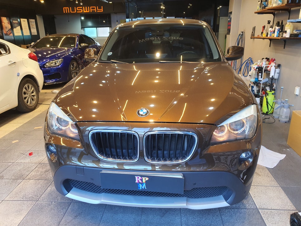 BMW X1 (E84) 안드로이드 올인원 업그레이드: 티맵·유튜브 완벽 활용법