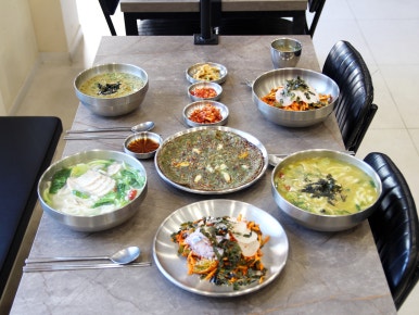 돌담칼국수 이미지