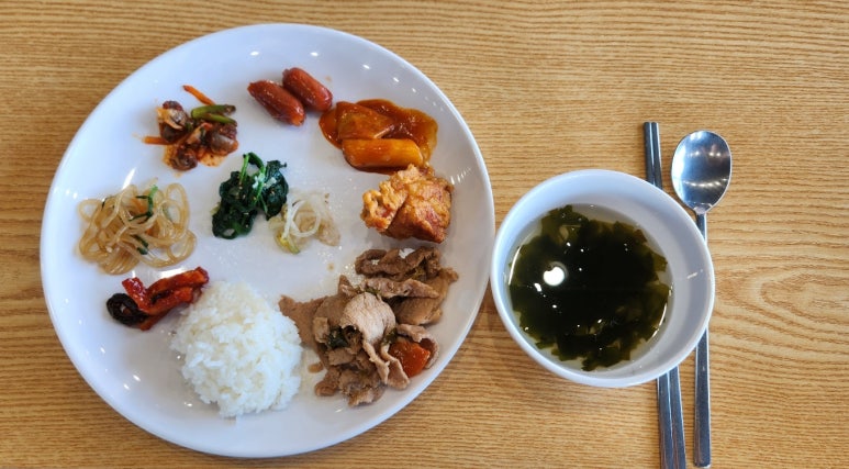 광장한식뷔페 이미지