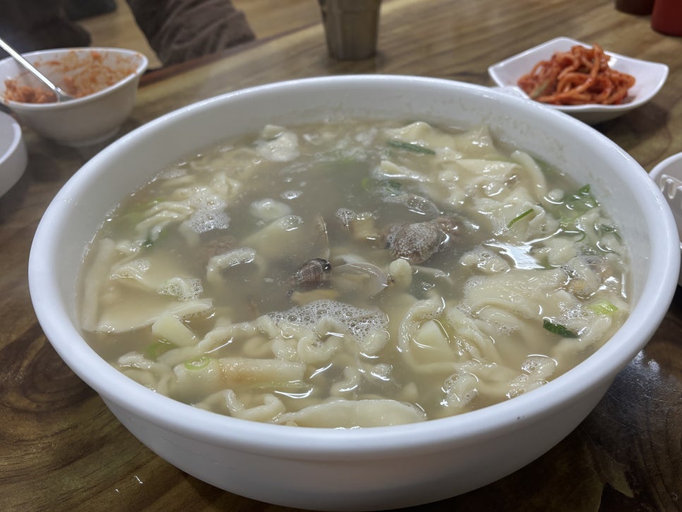 전통칼국수 사진 6