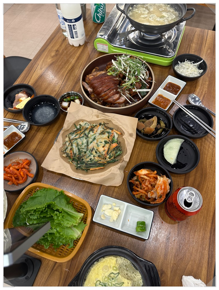 더오향족발 이미지