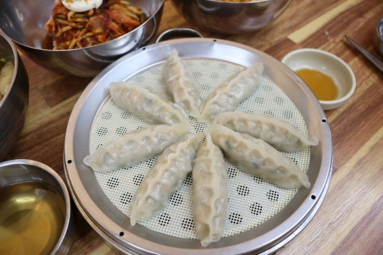 밀면집 이미지