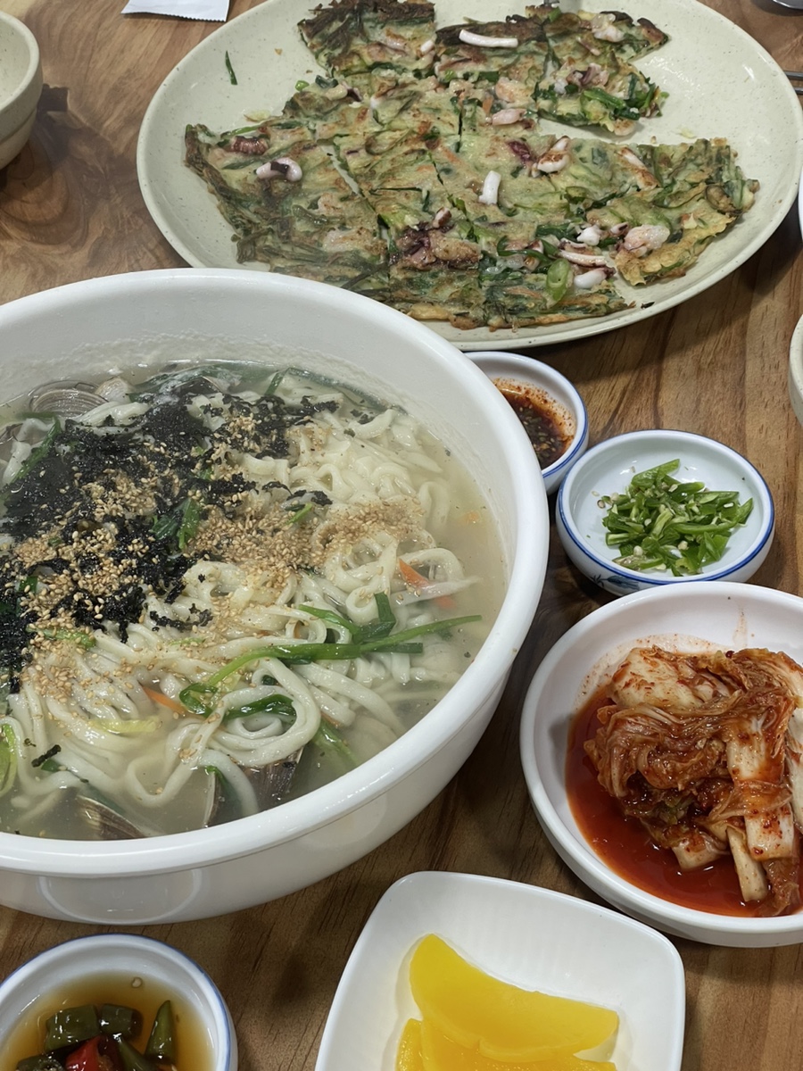 조개생칼국수 이미지