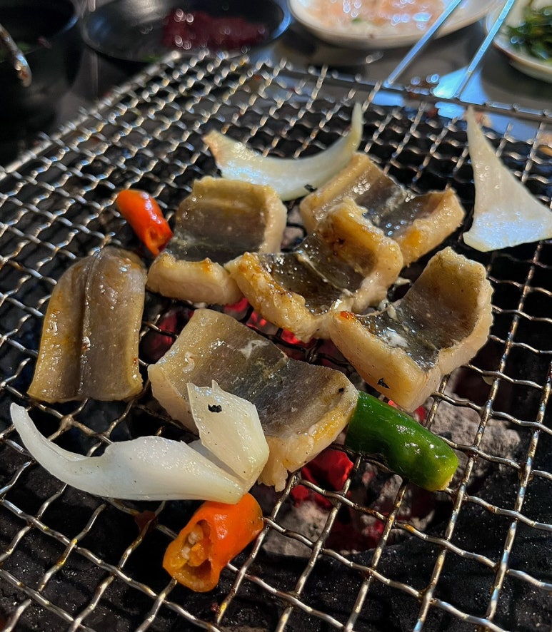 꼬끼오숯불구이 이미지