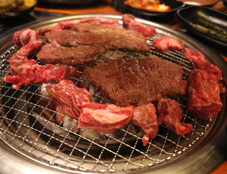 힘쎈소한마리 이미지